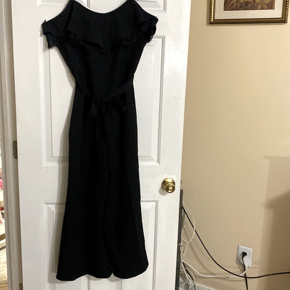 Lace Black jumper size 12 NWT.